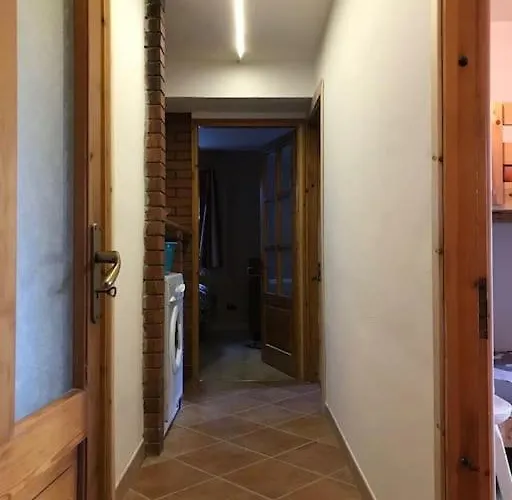 Kenne, A 200m Dagli Impianti Monterosaski *