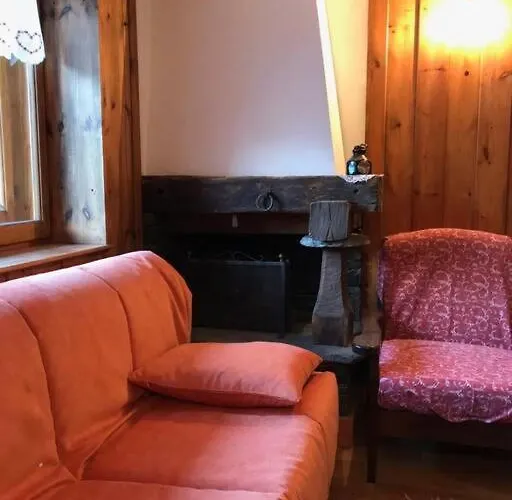 Kenne, A 200m Dagli Impianti Monterosaski Lejlighed